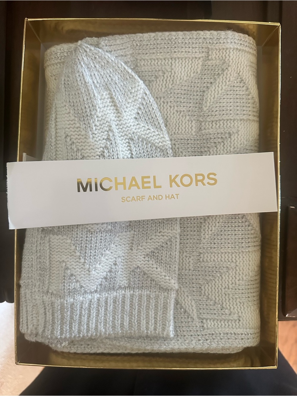 Michael Kors Scarf & Hat Gift Box Set NWT